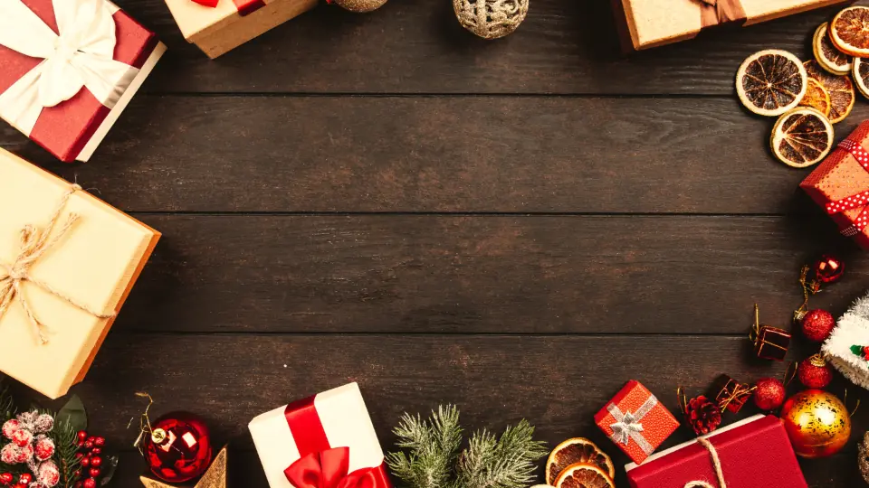 Boîte cadeau fermée par un ruban